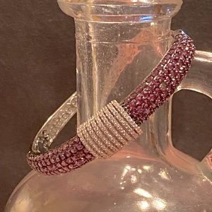 NWOT RHODOLITE W WHITE ZIRCON HINGED BRACELET